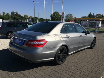 Mercedes-Benz Klasa E E 500 V8 AMG PACK Panoramiczny dach