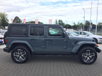 Jeep Wrangler Unlimited 2.0 PHEV 4xe Sport Plug-In Hybryda Niski przebieg